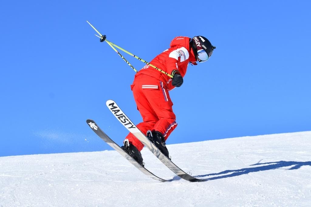 Ski instructor-freestyle-Emilie-Cruz